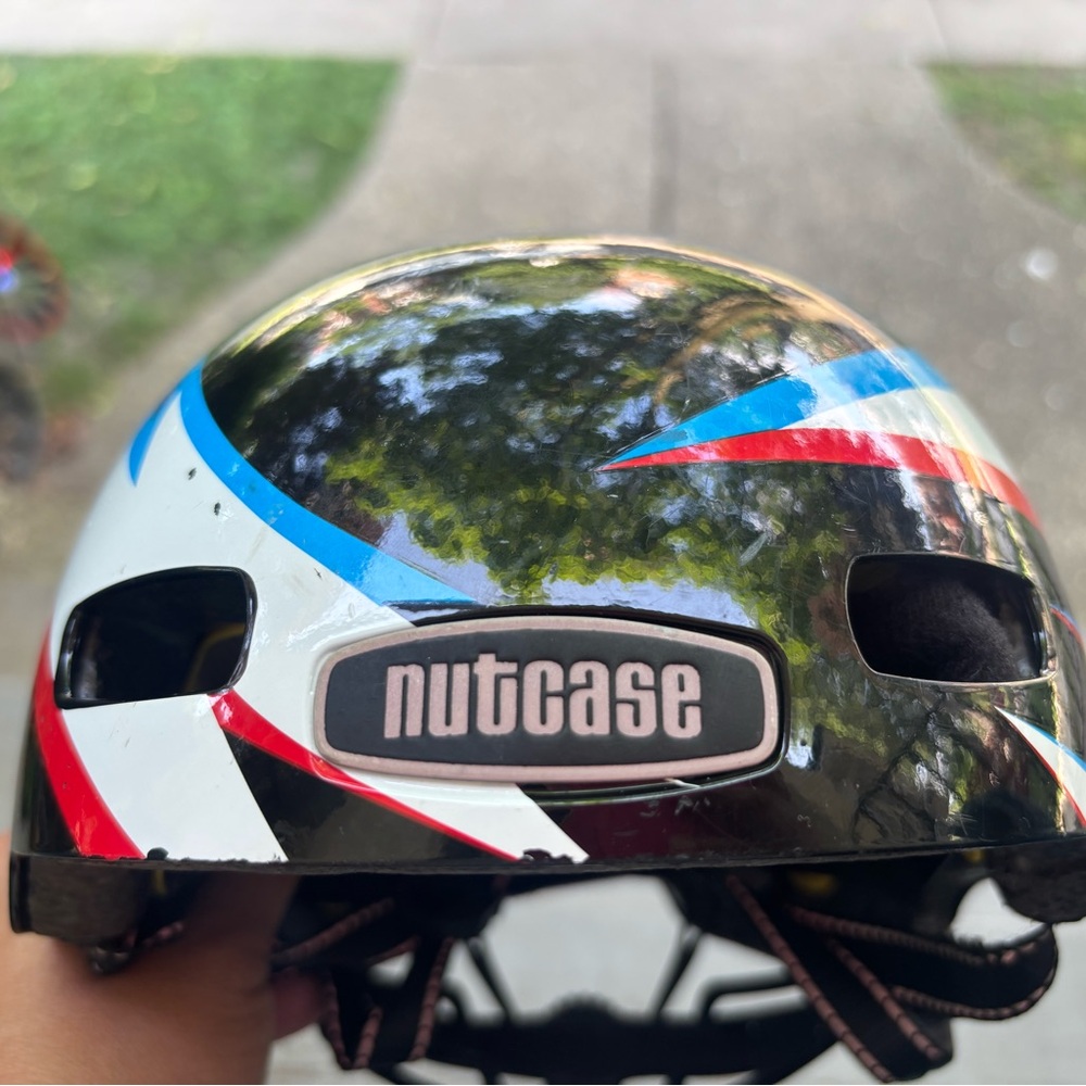 Nutcase "Little Nutty" Toddler bike helmet (Size: small 48-52cm